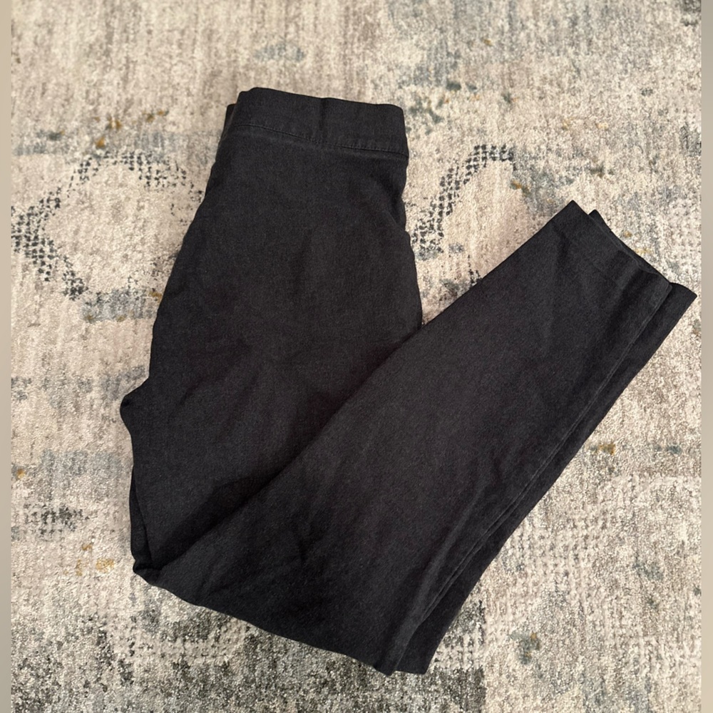 Euc- gray gap woman’s high waisted ankle pant